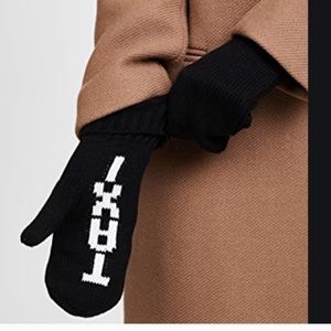 Kate Spade New York TAXI knit gloves